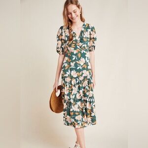 Gal Meets Glam Tegan Ruched Midi Dress